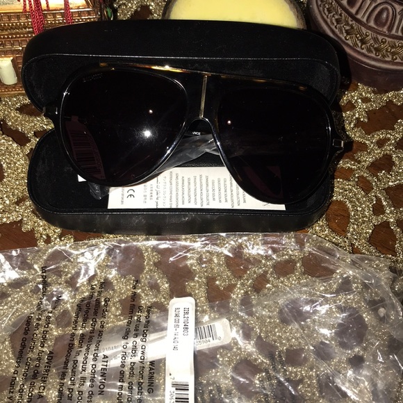 🔥BALMAIN 🔥AVIATORS 🔥SUNGLASSES 60 mm size - Picture 7 of 8